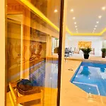 Ardovel Park Hotel