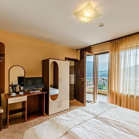 Hotel Ardovel Park 3*