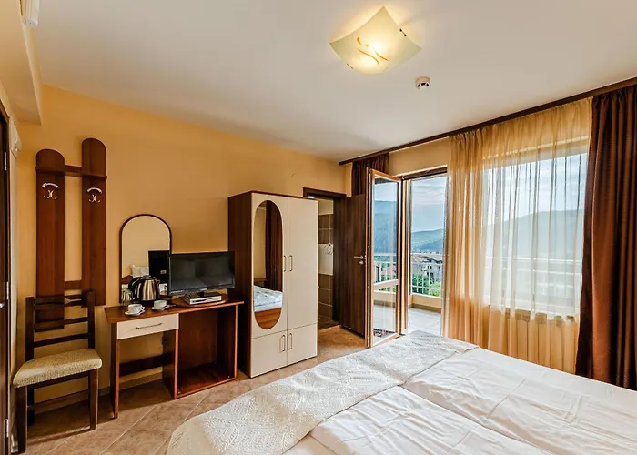 Hotel Ardovel Park 3*